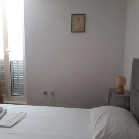 Gemuetliche Ferienwohnung In Apartamento Dubrovnik